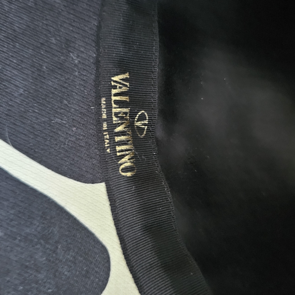 RARE Valentino Giraffe Print Hat - Picture 3 of 6